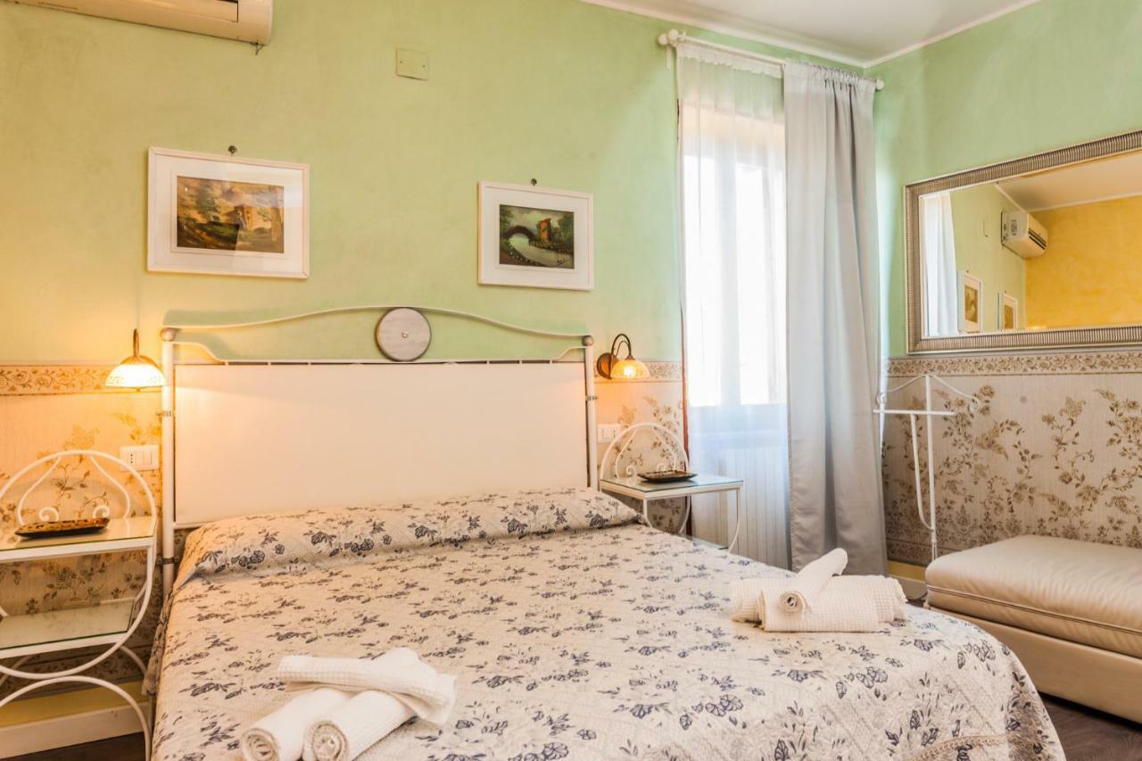 Albergo Della Corte Benevento Exteriör bild